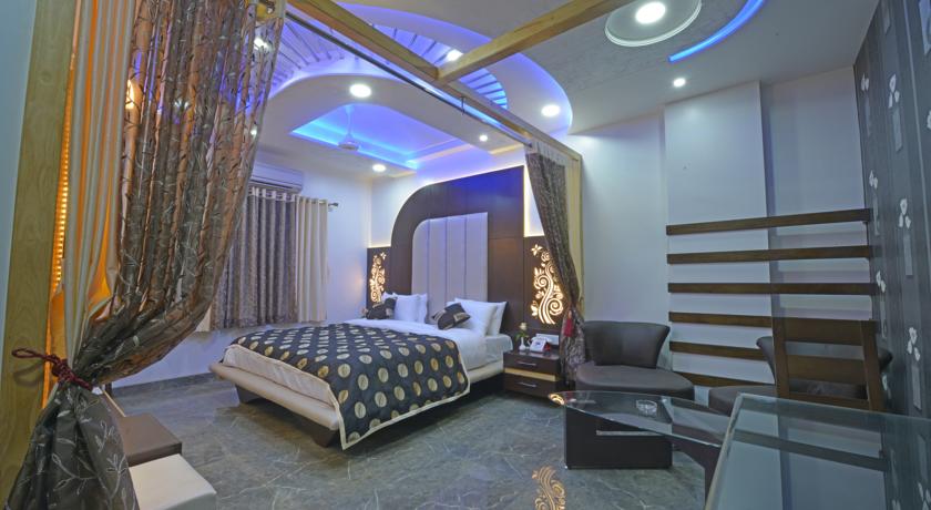 Hotel JP International